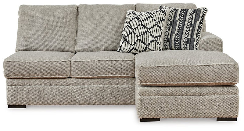 Calnita 2-Piece Sectional with Chaise