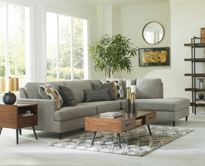 Santasia 2-Piece Sectional with Chaise