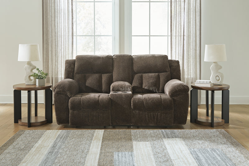 Frohn Reclining Loveseat with Console (Color: Chocolate)