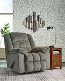 Kegler Recliner (Color: Putty)