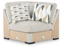 Laurelgrove Sectional with Chaise