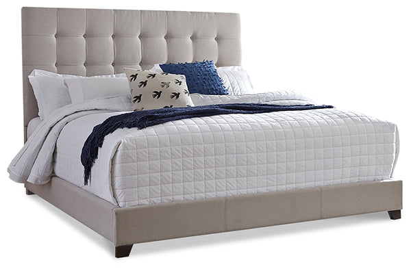 Dolante Queen Upholstered Bed (Bed Size: King)