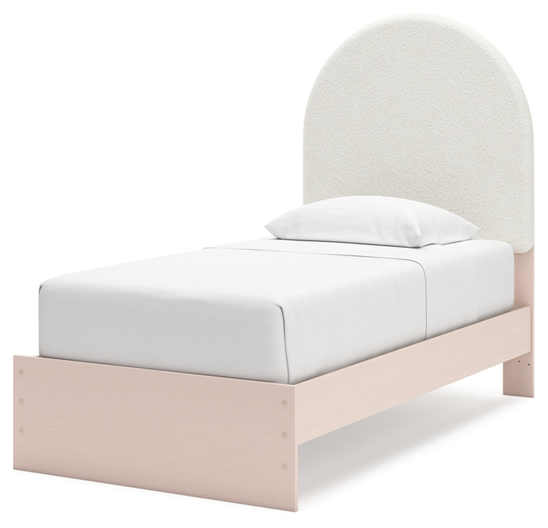 Wistenpine Twin Upholstered Panel Bed (Bed Size: Twin)