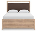 Kinlanni Upholstered Bed