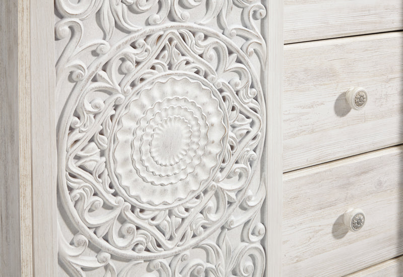 Paxberry King Panel Bed, Chest and Nightstand