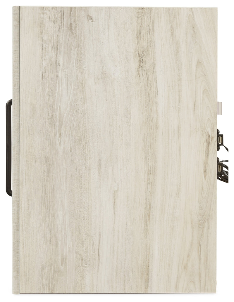 Cambeck Queen Panel Bed, Dresser, Mirror, Chest and 2 Nightstands