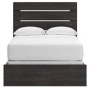 Hollivern Queen Panel Bed (Bed Size: Full)