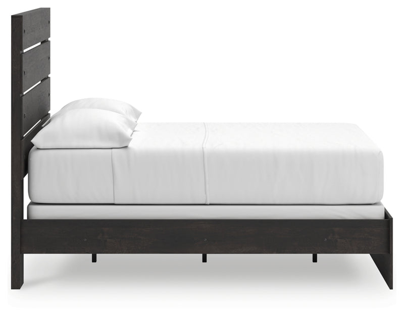 Hollivern Queen Panel Bed (Bed Size: Full)