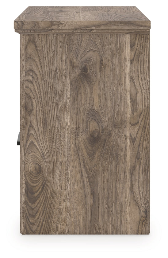 Rusticott King Poster Bed, Dresser and Nightstand