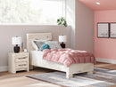 Lawroy Queen Panel Bed (Bed Size: Twin)