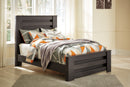 Brinxton Queen Panel Bed (Bed Size: Full)