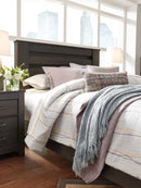 Brinxton Queen Panel Bed (Bed Size: Full)