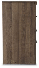 Juararo Queen Poster Bed, 2 Dressers, Mirror and 2 Nightstands