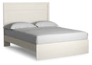 Stelsie Queen Panel Bed (Bed Size: Queen)