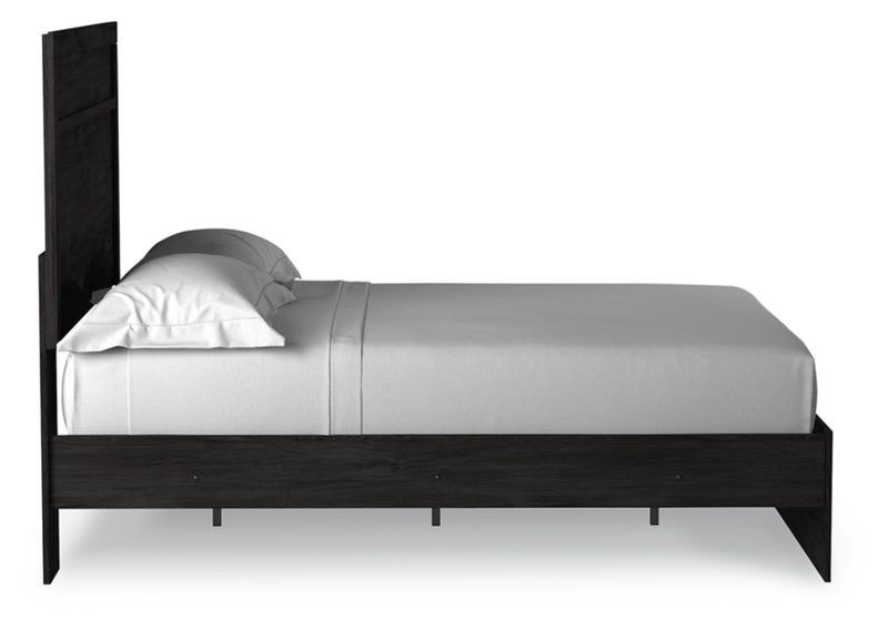 Belachime Queen Panel Bed (Bed Size: Full)