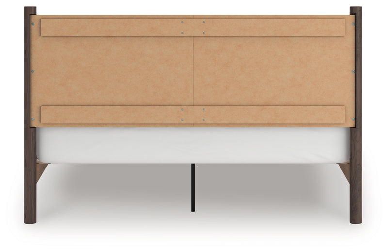 Pamytta King Panel Platform Bed
