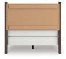 Pamytta Queen Panel Bed (Bed Size: Full)