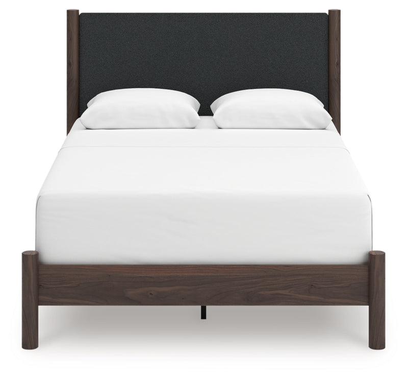Pamytta Queen Upholstered Panel Bed (Bed Size: Queen)