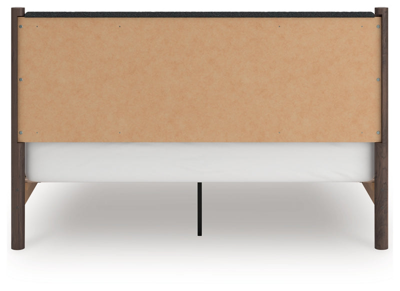 Pamytta Queen Upholstered Panel Platform Bed (Bed Size: King)