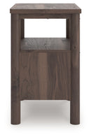 Pamytta Queen Panel Bed, Dresser, Mirror and Nightstand