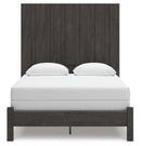 Fraluna Queen Panel Bed (Bed Size: Queen)