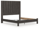 Fraluna Queen Panel Bed (Bed Size: King)