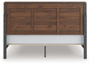 Fortlorn Queen Panel Bed (Bed Size: King)