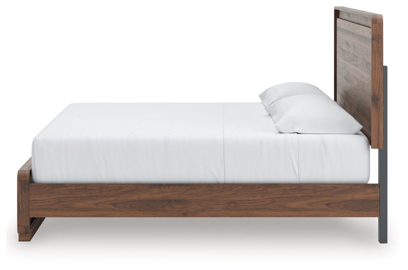 Fortlorn King Panel Bed