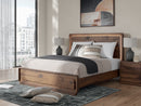 Fortlorn Queen Panel Bed (Bed Size: King)