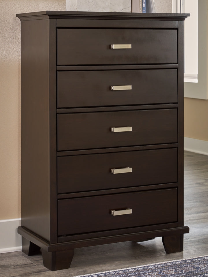 Covetown Queen Panel Bed, Dresser, Mirror, Chest and Nightstand