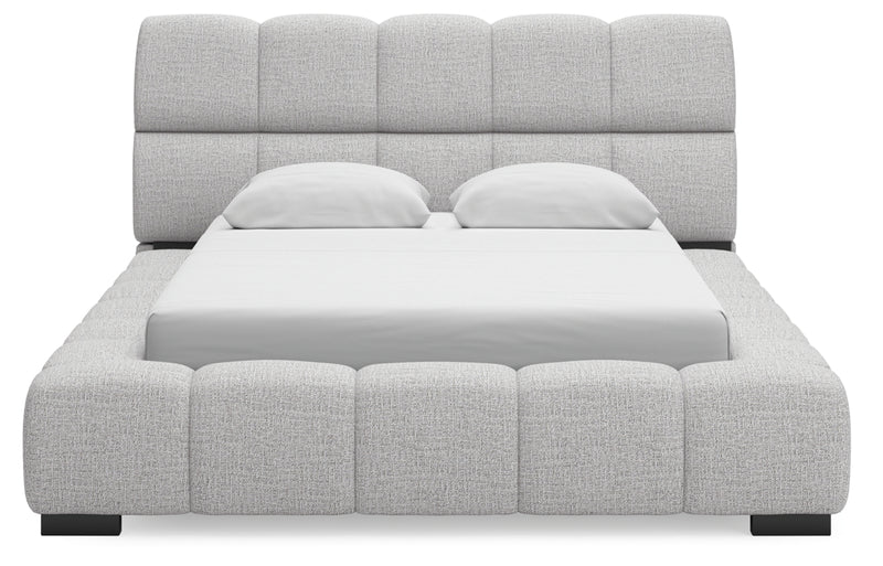 Grendusk Queen Upholstered Bed (Bed Size: Queen)