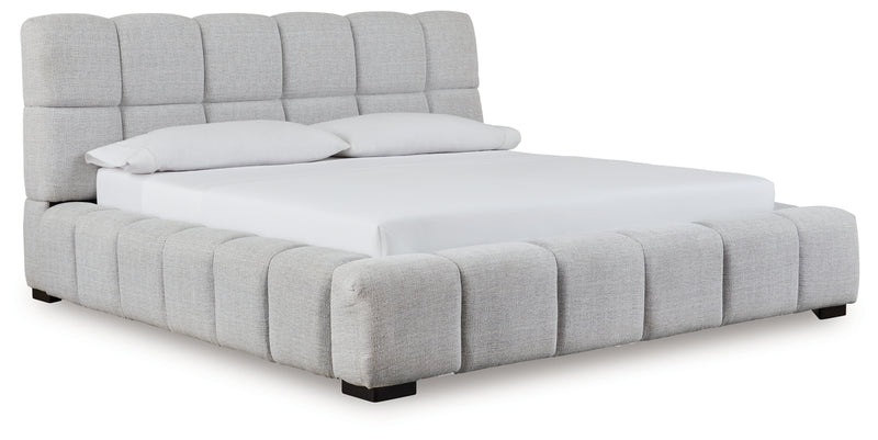 Grendusk Queen Upholstered Bed (Bed Size: California King)