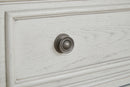 Robbinsdale Chest of Drawers (Color: Antique White)