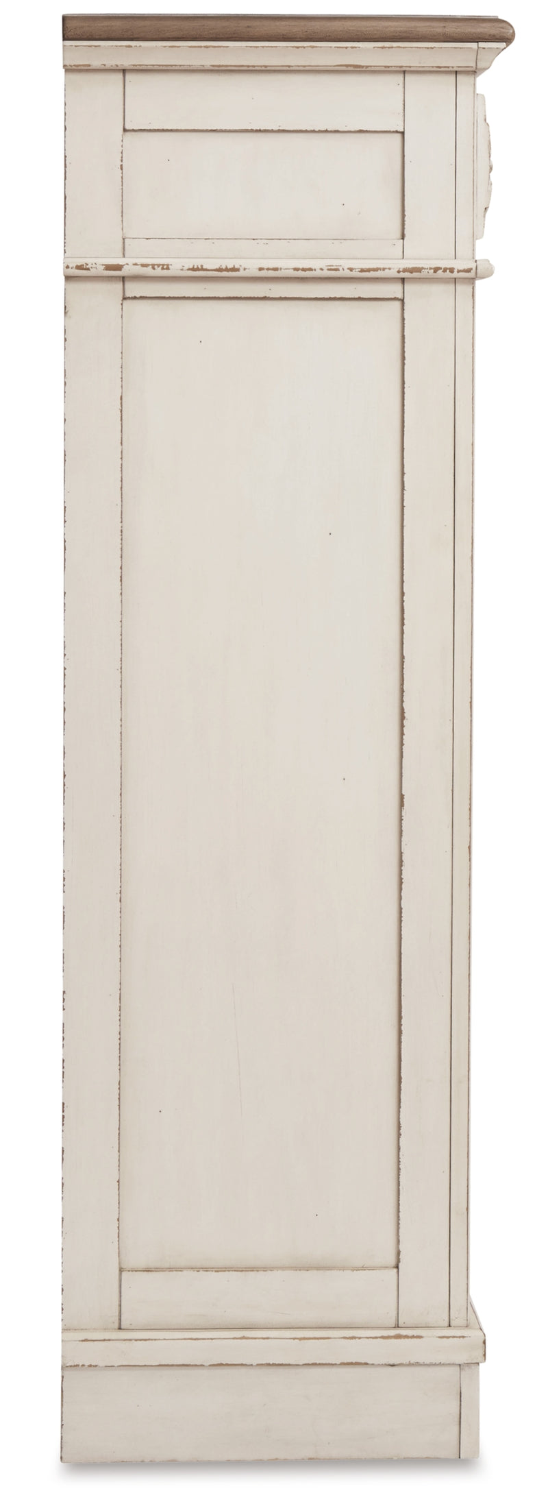 Realyn King Storage Bed, Dresser, Chest and 2 Nightstands