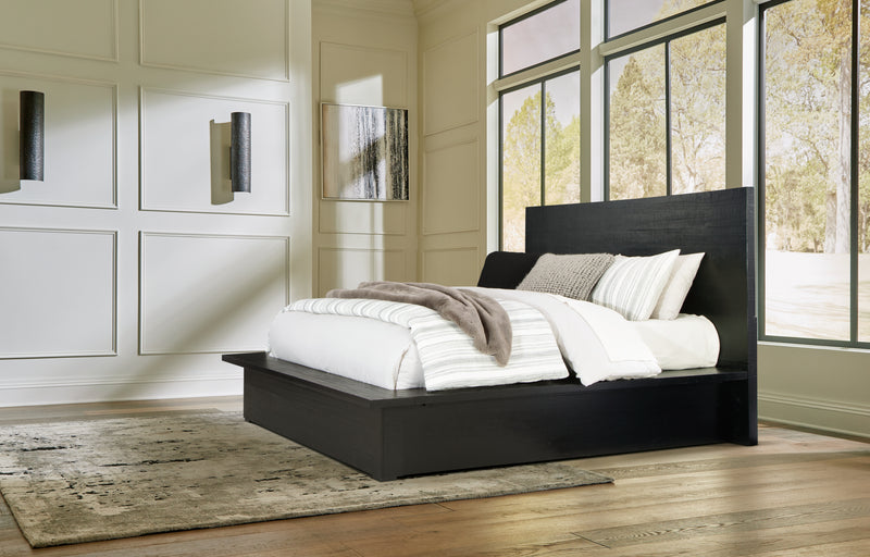 Londer Queen Panel Bed (Bed Size: Queen)