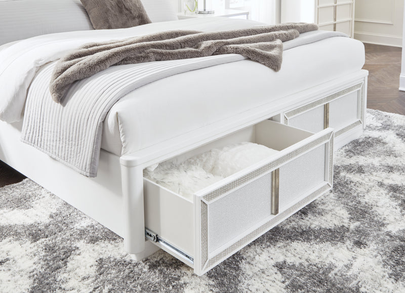 Chalanna Queen Upholstered Storage Bed (Bed Size: California King)