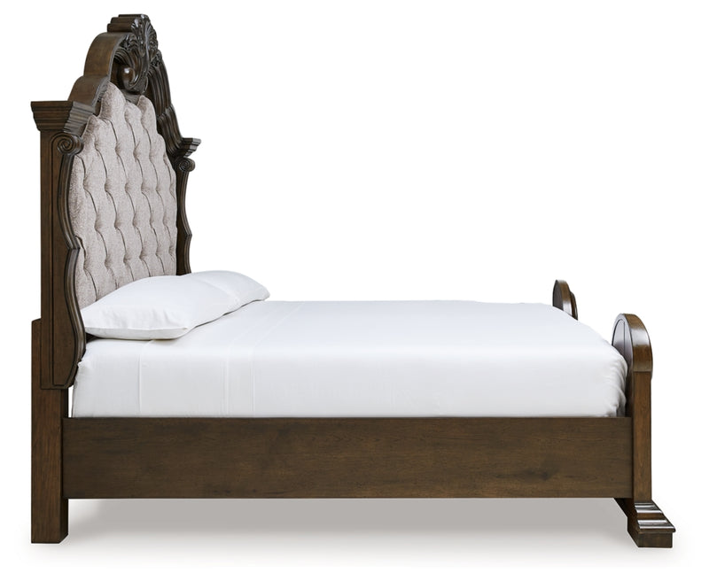 Maylee Queen Upholstered Bed (Bed Size: California King)