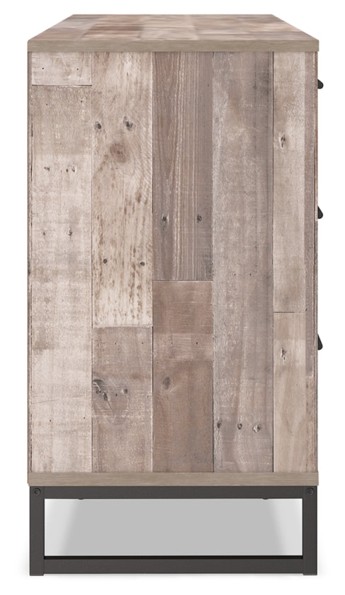 Neilsville Queen Platform Bed, Dresser, Chest and 2 Nightstands