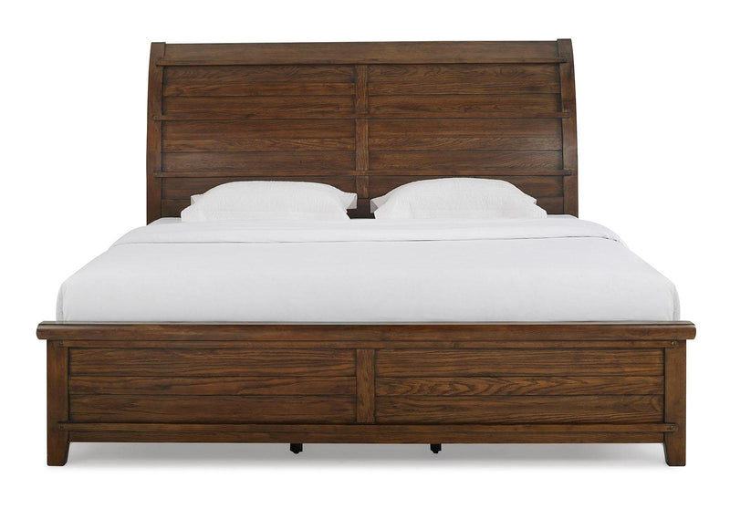 New Classic Furniture Fairfax Queen Panel Bed in Medium Oak
