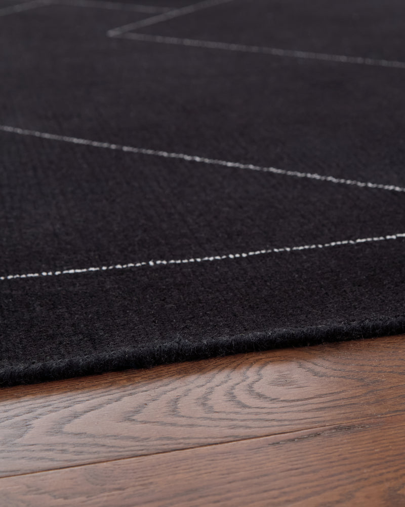 Marav 7'8" x 10' Area Rug